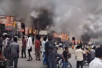 தமிழக எல்லையில் வெடிவிபத்து! 13 பேர் உயிரிழப்பு(காணொளி)