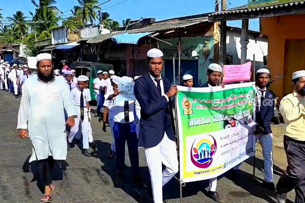 தோப்பூரில் சிறுவர் தின விழிப்புணர்வு ஊர்வலம் | Children S Day Awareness Procession In Thoppur