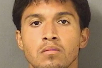 ட்ரம்பின் பேத்திக்கு புரபோஸ் செய்ய அவரது வீட்டுக்குள் நுழைந்த இளைஞர்