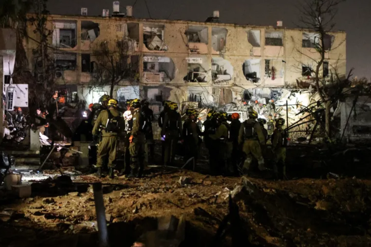 ஈரானின் குடியிருப்பு பகுதிக்குள் நடத்தப்பட்ட தாக்குதல் ; பலர் பலி | Attack Inside Iranian Residential Area