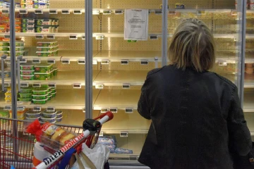 பிரான்ஸ்  மக்களுக்கு ஏற்பட்டுள்ள கடும் நெருக்கடி; பல பொருட்களுக்கு தட்டுப்பாடு