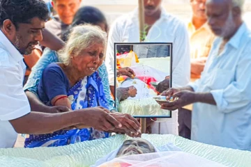 தாயின் கையால் ஒரு பிடி சாப்பாட்டுக்கு ஏங்கிய சாந்தனுக்கு வாய்க்கரிசி இடும் போது துடிதுடித்த நிமிடங்கள்
