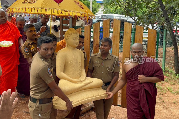 திருமலை புத்தர் சிலை விவகாரம்: காணொளி குறித்து அவசர விளக்கமளித்த பொலிஸார் | Trincomalee Buddha Statue Police திருமலை புத்தர் சிலை விவகாரம்: காணொளி குறித்து அவசர விளக்கமளித்த பொலிஸார் | Trincomalee Buddha Statue Police