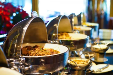 වෙඩින් දානේ ගෙවල් කරලා හමාරයි - මේ දේවල්වල මිලත් අහස උසට