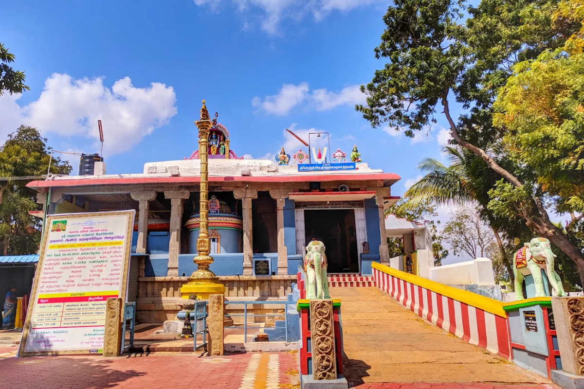 பெருமாள் கோவிலில் கொடுக்கும் மந்திர விபூதியை பூசினால் தீராத நோய் தீருமாம் | Purttasi Vempathur Sundararaja Perumal Temple பெருமாள் கோவிலில் கொடுக்கும் மந்திர விபூதியை பூசினால் தீராத நோய் தீருமாம் | Purttasi Vempathur Sundararaja Perumal Temple
