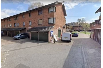 லண்டனில் சாலையில் நடந்து சென்ற 7 வயது சிறுமியை தூக்கி கொண்டு ஓடிய நபர்! பதறியபடி துரத்தி சென்ற தாயார்