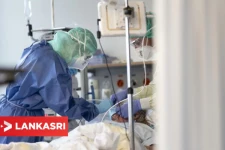 நீண்ட கால கொரோனா தொற்றுக்கு ஆளாகும் ஒரு கூட்டம் நோயாளிகள்: அவர்கள் உடலில் கண்டறியப்பட்டுள்ள பிரச்சினை