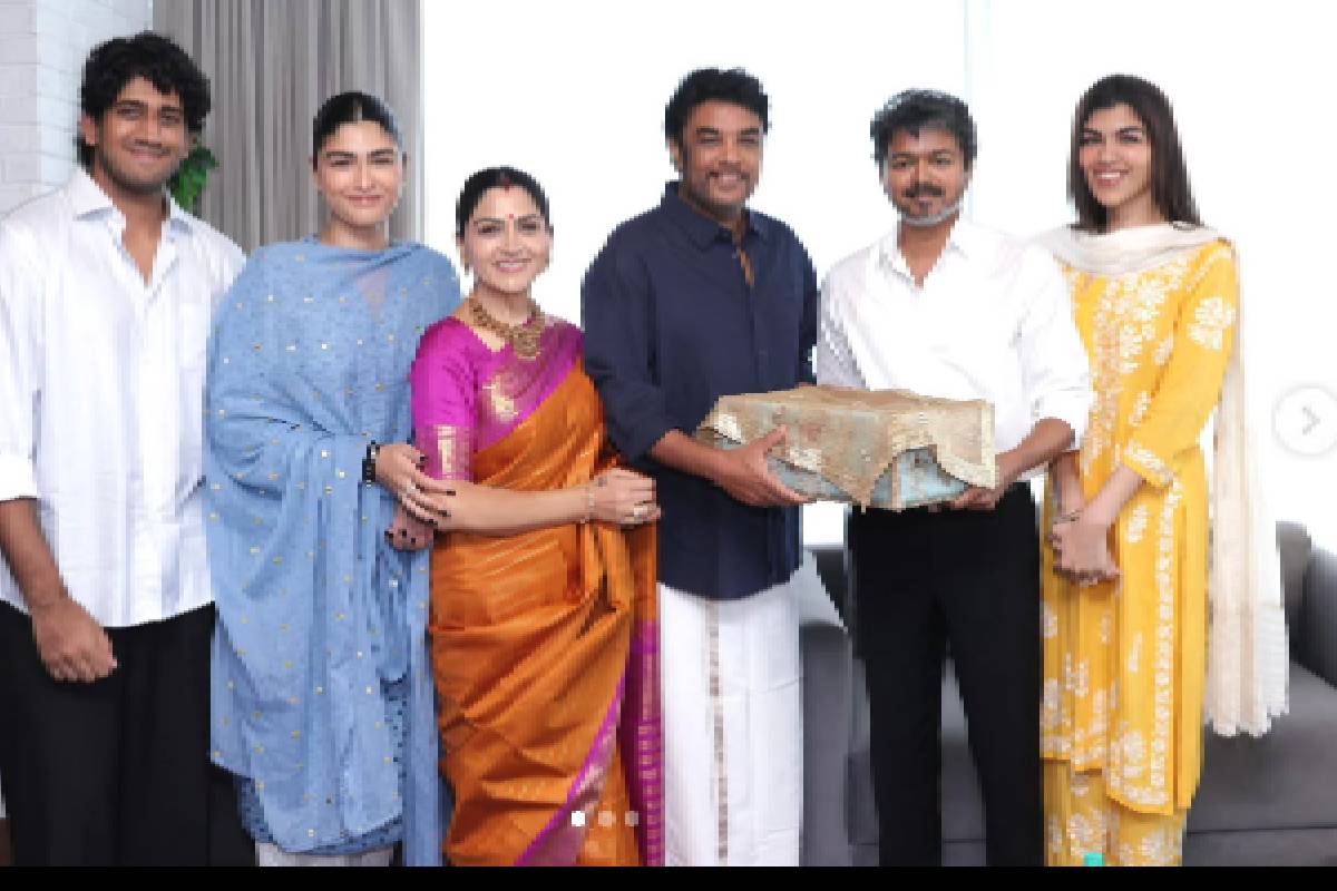 நான் திருநங்கையா..என்னதான் டா வேணும்!! விளாசிய குஷ்பூ மகள் அனந்திகா.. | Kushboo Daughter Anantika Open About Issues நான் திருநங்கையா..என்னதான் டா வேணும்!! விளாசிய குஷ்பூ மகள் அனந்திகா.. | Kushboo Daughter Anantika Open About Issues