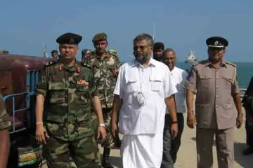 பொலிஸார் மீது பெரும் அதிருப்தியில் அமைச்சர் டக்ளஸ்