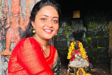 சிறகடிக்க ஆசை மீனாவா இது.. துளி கூட மேக்கப் இல்லாமல் எங்கே சென்றுள்ளார் பாருங்க