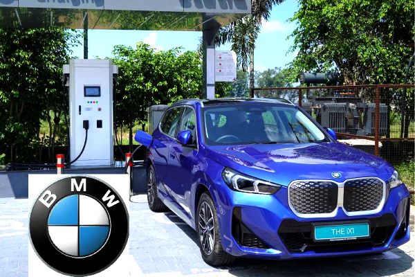 BMW India EV deliveries, BMW 5000 electric cars India, BMW 4000 km charging corridor, BMW EV charging network India, BMW electric cars, EV infrastructure India 2025, Luxury electric vehicles India