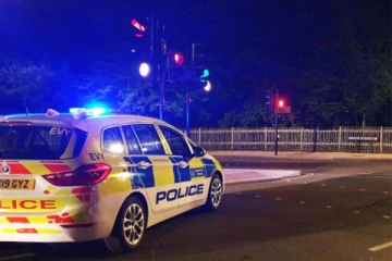 பிரித்தானியாவில் பெற்ற பிள்ளையை அடித்தே கொன்ற இளம் பெண் கைது!