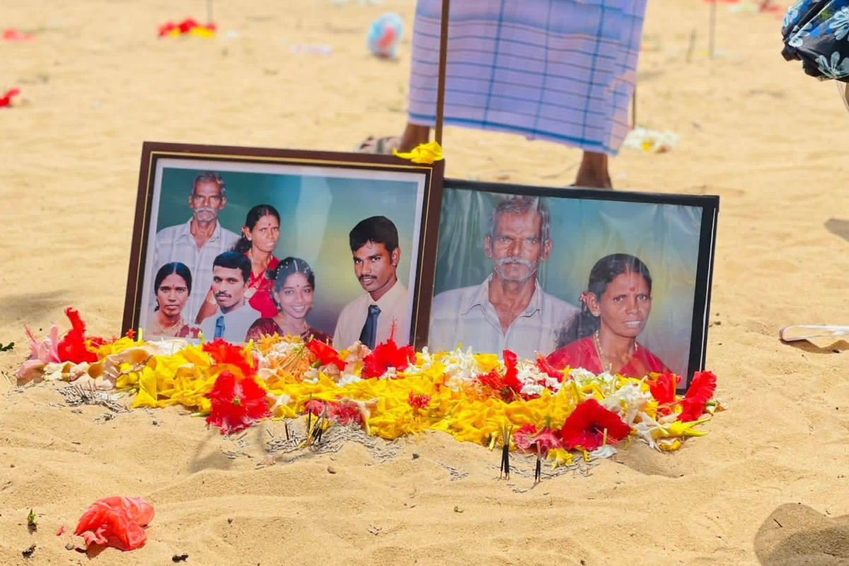 கண்ணீரில் குளித்த முள்ளிவாய்க்கால் மண் | Mullivaikkal Remembrance Day Soil Bathed In Tears