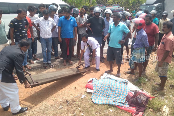 யாழ்ப்பாணம் மீசாலையில் தொடருந்துடன் மோதுண்டு வயோதிபர் பலி! | One Man Died In Train Accident Meesalai Jaffna