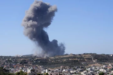 காஸாவின் மருத்துவமனை மீது வான்வழித் தாக்குதல் நடத்திய இஸ்ரேல் ; ஒருவர் பலி