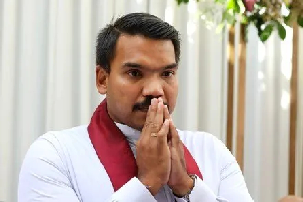 டயஸ்போராக்களுக்கு கிடைத்த வெற்றி..! பிரித்தானியாவில் நாமலின் உரை இரத்து | Oxford Cambridge Unions Cancel Namal Events