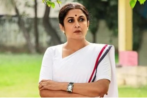 ராஜமாதா ரம்யாகிருஷ்ணனா இது? உடல் எடை அதிகரித்து வெளியான புகைப்படம் | Ramya Krishnan Queen 2 Image Leak In Tamil