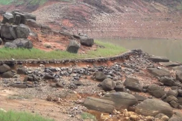 மலையகத்தில் கடும் வறட்சி!கால்நடை வளர்ப்பாளர்கள் பாதிப்பு (video)