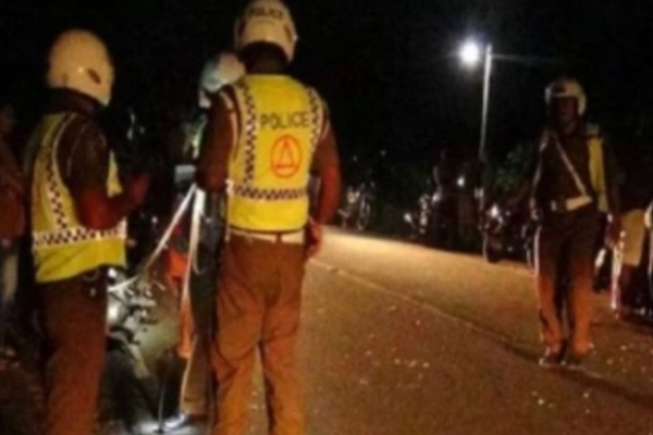 புத்தாண்டு தினத்தில் இரவில் பதற்றம் ; தென்னிலங்கையில் துப்பாக்கிச் சூடு ஒருவர் பலி | One Killed Shooting Incident In Colombo New Year புத்தாண்டு தினத்தில் இரவில் பதற்றம் ; தென்னிலங்கையில் துப்பாக்கிச் சூடு ஒருவர் பலி | One Killed Shooting Incident In Colombo New Year