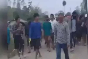 பழங்குடி பெண்ணை நிர்வாணமாக்கி வன்கொடுமை! அதிர்ச்சி காட்சிகள்