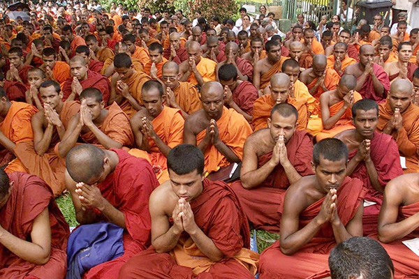5000 தேரர்களுடன் கொழும்பில் இன்று போராட்டம் | Protest In Colombo Today With 5000 Voters