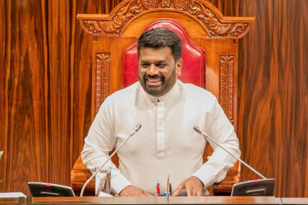 போராட்ட இளைஞர்கள் தூக்குமேடைக்கு தூண்டியவர்களே அநுர அரசு: நாமல் பகிரங்கம் | Protesting Youth Those Who Instigated Light Namal