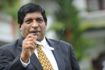 முன்னாள் அமைச்சர் ரவி கருணாநாயக்க கைது