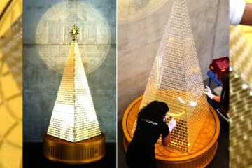 தங்க நாணயங்களால் ஆன கிறிஸ்துமஸ் மரத்தை உருவாக்கிய ஜேர்மன் நிறுவனம்