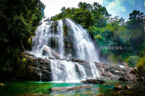 காதலனுடன் சென்ற யுவதிக்கு நேர்ந்த துயரம்! இளைஞனின் பரபரப்பு தகவல் | Young Woman Boyfriend Visit The Waterfall Missing