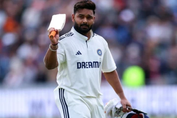 விக்கெட் கீப்பராக தோனியின் 18 வருட சாதனையை முறியடித்த ரிஷப் பண்ட்