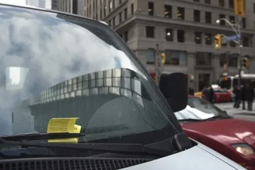 கனடாவில் சட்டவிரோத வாகனத் தரிப்பு அபாராதம் அதிகரிப்பு!