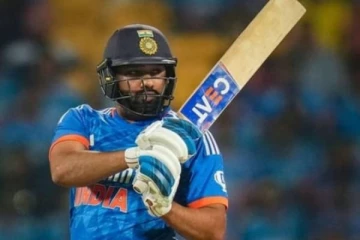 2- வது சூப்பர் ஓவரில் ரோஹித் சர்மா இறங்கியது விதி மீறலா? ICC சொல்வது என்ன