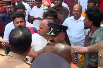 குருந்தூர் மலையில் யாழில் இருந்து சென்றவர்களால் பதற்றம்!