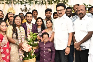 நடிகர் கிங்காங் மகள் திருமணம்.. நேரில் வந்த முக்கிய பிரபலங்கள்! - வீடியோ இதோ