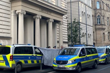 ஜெர்மன் நீதிமன்ற வளாகத்தில்  வெட்டப்பட்ட மனித தலை! அதிர்ச்சியை ஏற்படுத்திய சம்பவம்