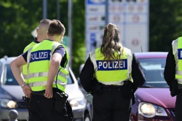 சொன்னதுபோலவே புகலிடக்கோரிக்கையாளர்களை திருப்பி அனுப்பிய ஜேர்மனி