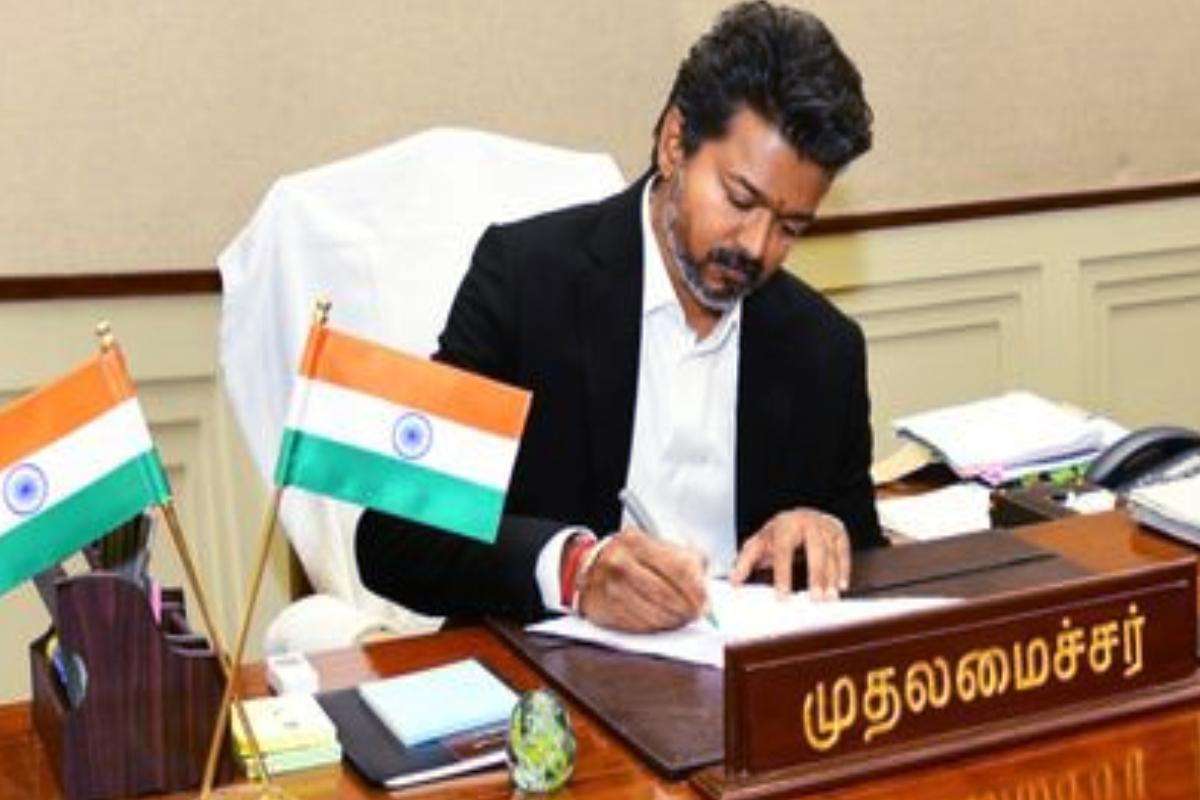 பாரதிராஜா உடலுக்கு முழு அரசு மரியாதை எப்போது? முதல்வர் விஜய் அதிரடி அறிவிப்பு | Government Respect Bharathiraja Vijay Announcement பாரதிராஜா உடலுக்கு முழு அரசு மரியாதை எப்போது? முதல்வர் விஜய் அதிரடி அறிவிப்பு | Government Respect Bharathiraja Vijay Announcement