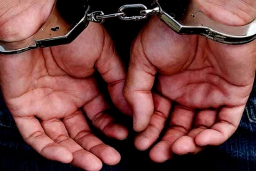 මිල දී ගත් මත් කුඩුවල සල්ලී නොදිම හේතුවෙන් උරණ වූ කාන්තාවක් කුඩා දරුවෙකු පැහැර ගනී..