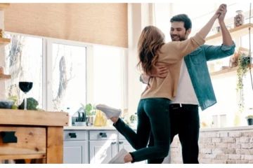 பாதுகாப்பு கேட்ட ஜோடி; லிவ் இன் ரிலேஷன்சிப் ஒரு மோகம், டைம்பாஸ் - நீதிமன்றம் காட்டம்!