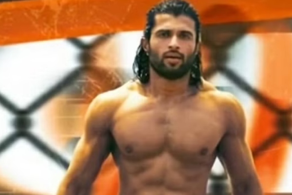 லைகர் சம்பளத்தை திருப்பி கொடுத்த விஜய் தேவரகொண்டா! அடுத்த படத்திற்கு எதுவுமே இல்லையா?