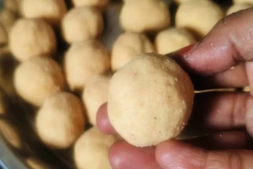 10 நிமிடத்தில் தித்திக்கும் சுவையில் பாசிப்பருப்பு பலகாரம்