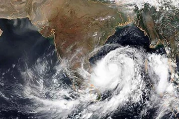 උදෑසන 5.30 ට නිකුත් කරන ලද නිවේදනයක් - බෙංගාල බොක්ක ආශ්‍රිතව පැවති ගැඹුරු පීඩන අවපාතයට අද සිට වෙන දේ ලංකාවටම දන්වයි