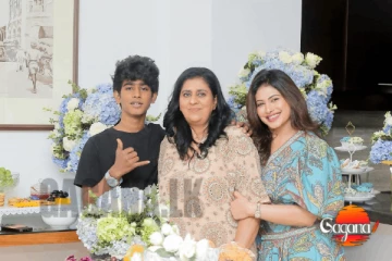 මම මගේ පුතාට බඳින්න එපා කිව්වා බල්ලොත් එක්ක ඉන්න කීවා - පියුමි විශේෂ දවසක කියපු අමුතු කතාව [PHOTOS]