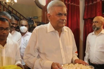 முக்கிய அமைச்சை தனது கட்டுப்பாட்டின் கீழ் கொண்டு வரும் ரணில்