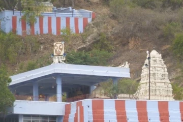 நீண்டகாலமாக குழந்தைப்பேறு இல்லாதவர்கள் ஒருமுறை செல்ல வேண்டிய அனுவாவி முருகன் ஆலயம்