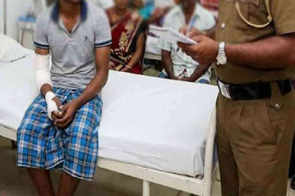 புத்தாண்டு தினத்தில் யாழில் நடந்த கொடூரம் ; இளைஞர் மீது போதைக் கும்பல் தாக்குதல் | New Year Day Jaffna Drug Gang Attacks Youth