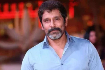 விக்ரமுக்கு நடிப்பே வராது, அவர் நல்ல நடிகரே இல்லை!! பிரபல இயக்குனர் விளாசல்