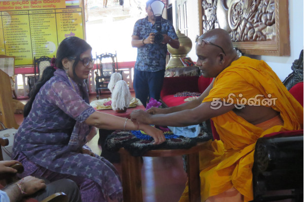 பொத்துவில்-முஹுது மஹா விகாரைக்கு விஜயம் மேற்கொண்ட இந்திய உயர்ஸ்தானிகர் | India High Commissioner Visit Pottuvil Vihara பொத்துவில்-முஹுது மஹா விகாரைக்கு விஜயம் மேற்கொண்ட இந்திய உயர்ஸ்தானிகர் | India High Commissioner Visit Pottuvil Vihara