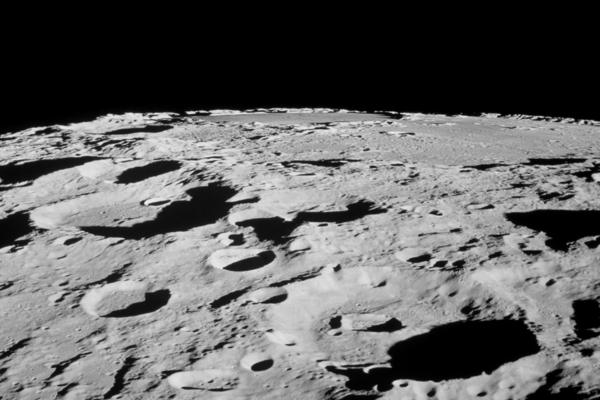 scientists-found-water-sources-in-moon-surface