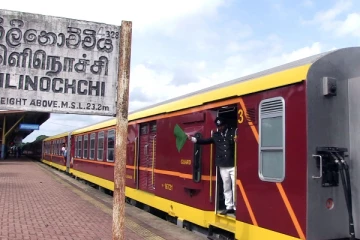 புத்துயிர் பெற்றது யாழ் ராணி! (படங்கள்)